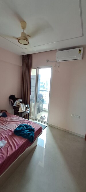 Bedroom in 2 BHK Apartment at Wakad – for Rent