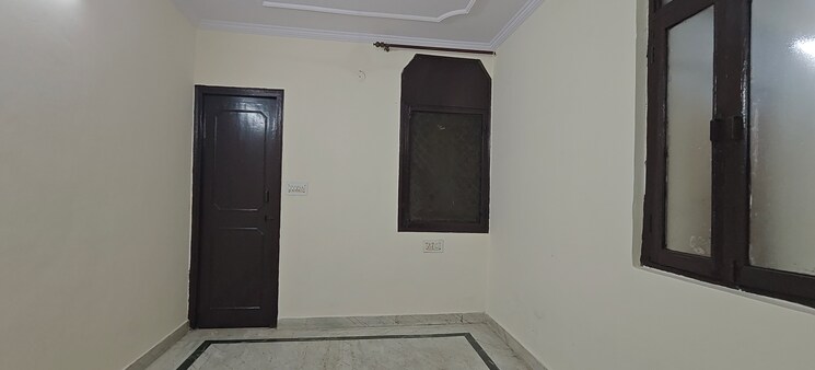 undefined, mayur vihar phase 1 3 Bedroom 900 Sq.Ft. Builder Floor In Mayur Vihar Phase 1 Delhi 9239176