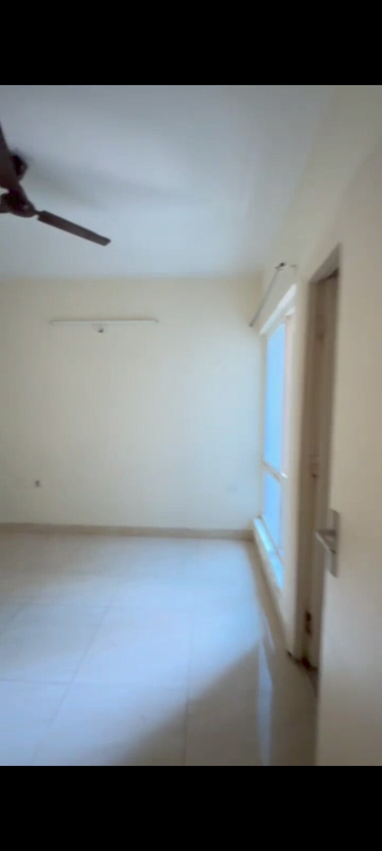 undefined, gaur-city-2-14th-avenue 2 Bedroom 955 Sq.Ft. Apartment In Sector 16c Greater Noida Greater Noida 9239180