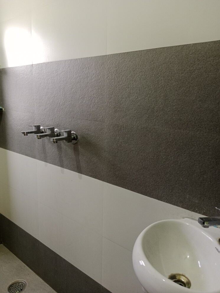 Bathroom, huda 2 Bedroom 642 Sq.Ft. Builder Floor In Huda Panipat 9239197