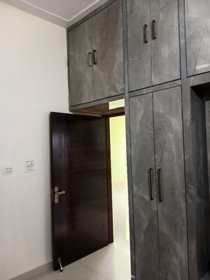 Room in 2 BHK Builder Floor at Huda – for Rent