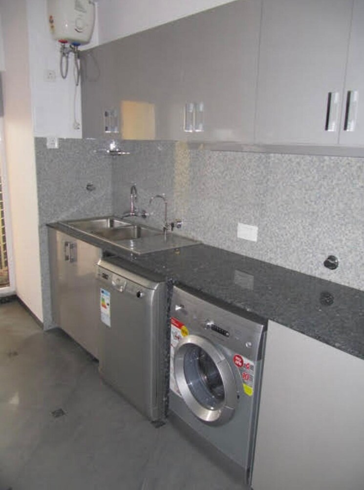 Kitchen, unitech-heritage-city 3.5 Bedroom 1905 Sq.Ft. Apartment In Sector 25 Gurgaon 9239198