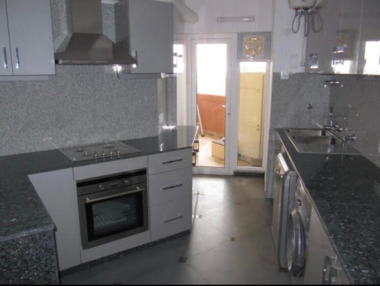 Kitchen, unitech-heritage-city 3.5 Bedroom 1905 Sq.Ft. Apartment In Sector 25 Gurgaon 9239198