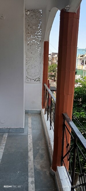 Balcony in 1.5 BHK Builder Floor at Shalimar Garden – for Sale