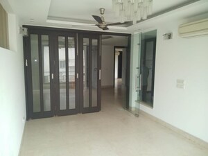 Room in 3 BHK Builder Floor at Shivalik Colony – for Rent