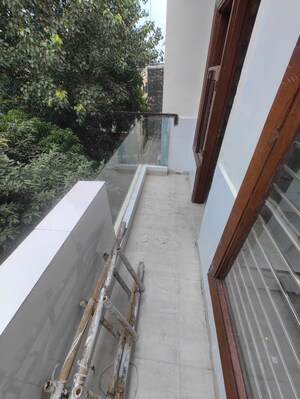 Balcony in 3 BHK Builder Floor at Krishna Tower Noida, Sector 73 – for Sale