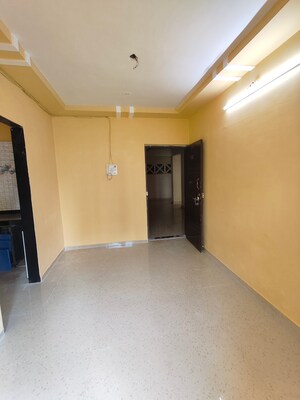 Room in 1 BHK Apartment at Saurabh Crystal Pallazo, Nalasopara West – for Rent