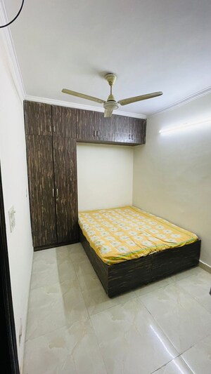 Bedroom in 1.5 BHK Builder Floor at Safdarjung Enclave – for Rent