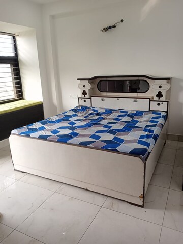 Kitchen in 2 BHK Builder Floor at Sector 57 – for Rent