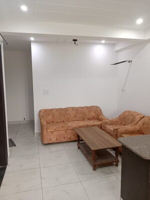 2 BHK Builder Floor For Rent in Sector 57