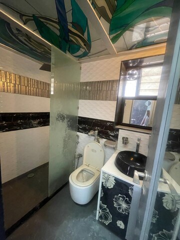 Attached Bathroom in 2 BHK Apartment at Manavsthal Heights, Andheri East – for Rent