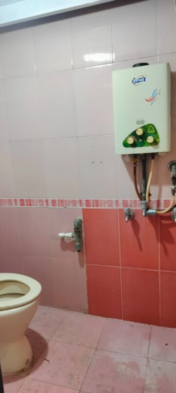 Furnished Amenities in 2 BHK Apartment at MIG Colony Gokhalenagar, Gokhalenagar – for Rent