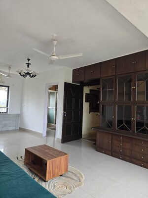 Living Room in 1.5 BHK Apartment at Florida Apartment Bandra, Bandra West – for Rent