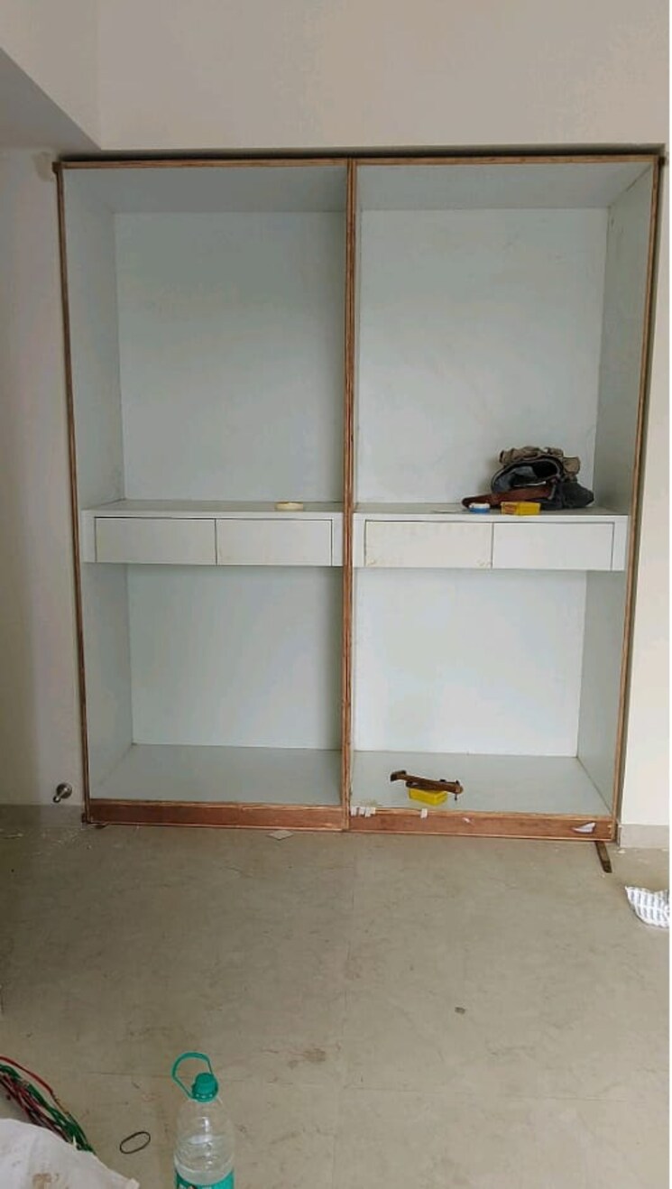 Room, madhav-palacia 2 Bedroom 598 Sq.Ft. Apartment In Ghodbunder Road Thane 9239426