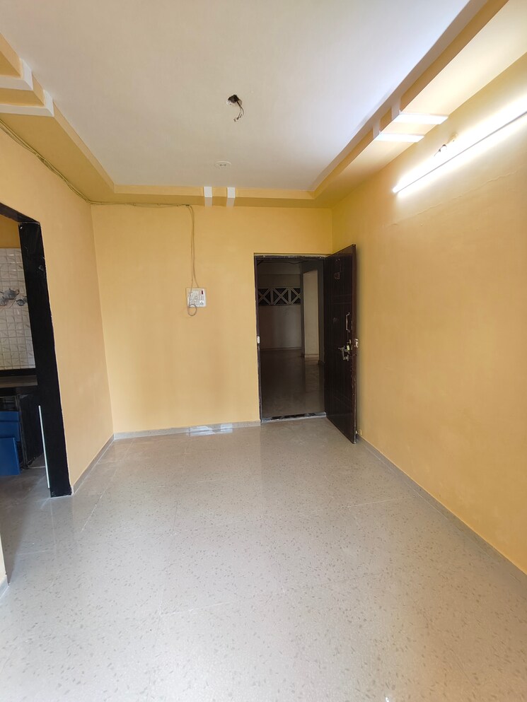 Room, shree-manibhadra-heights 1 Bedroom 550 Sq.Ft. Apartment In Nalasopara West Palghar 9239432