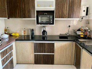 2.5 BHK Apartment For Rent in Vijay Orovia, Ghodbunder Road