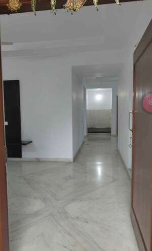 Living Room in 3 BHK Apartment at Kondapur – for Rent