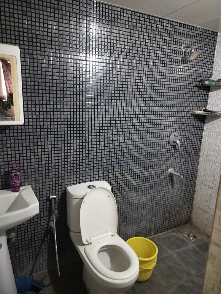 Bathroom, snn-raj-serenity 3 Bedroom 1400 Sq.Ft. Apartment In Begur Road Bangalore 9239460