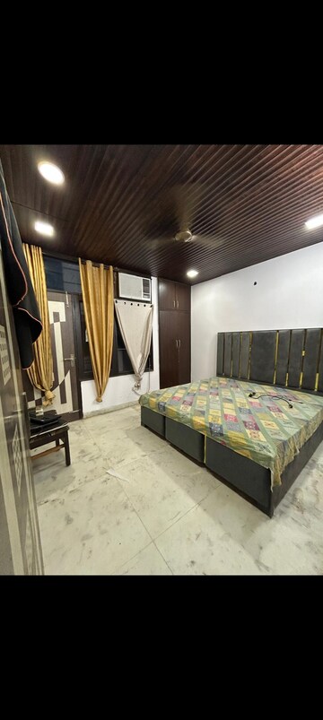 Bedroom in 2 BHK Builder Floor at Saket – for Rent