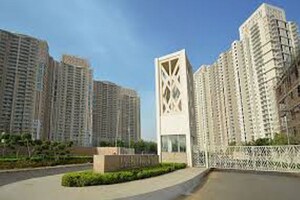 3 BHK Apartment – Exterior View View at DLF Park Place, Sector 54 - for Sale