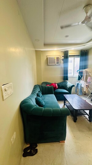 Master Bedroom in 1 BHK Builder Floor at Saket – for Rent