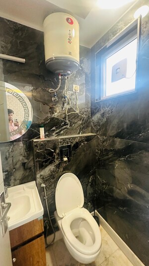 Bathroom in 1 BHK Builder Floor at Saket – for Rent