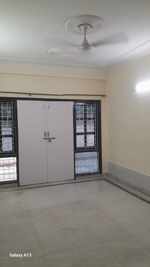 2 BHK Builder Floor For Rent in Unitech South City II, Sector 50
