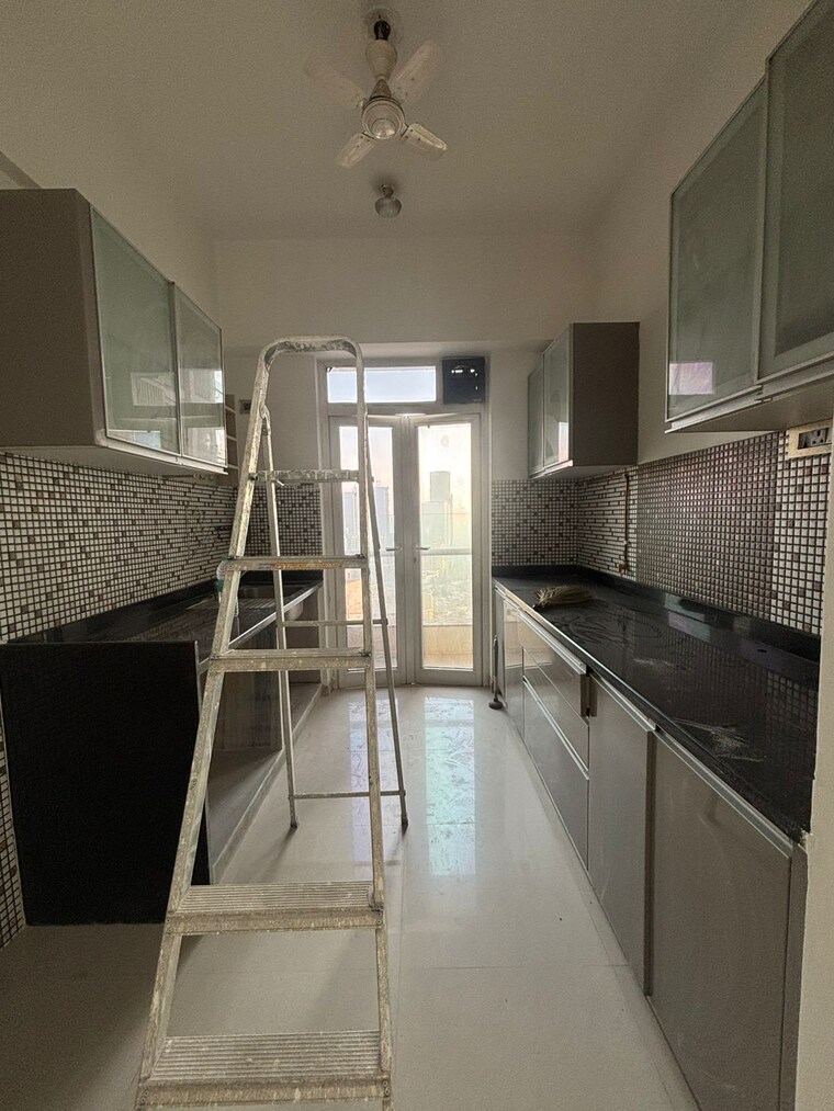 Kitchen, omkar-alta-monte 2 Bedroom 950 Sq.Ft. Apartment In Malad East Mumbai 9239585