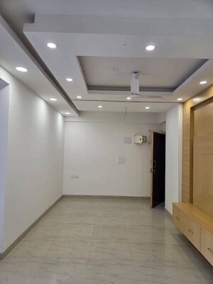 Room in 4 BHK Apartment at New Town Action Area ii – for Sale
