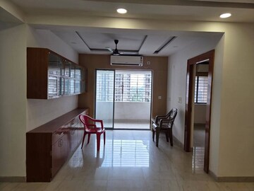 Room in 4 BHK Apartment at New Town Action Area ii – for Sale
