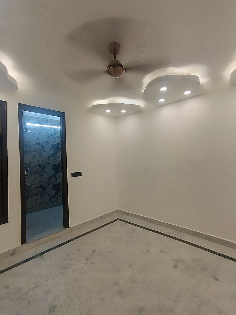 Master Bedroom, govindpuri 3 Bedroom 950 Sq.Ft. Builder Floor In Govindpuri Delhi 9239651