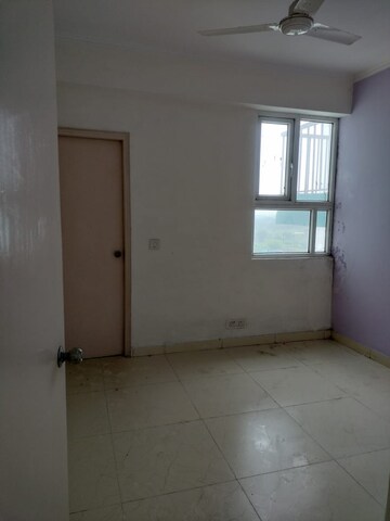 Room in 3 BHK Apartment at Value Infra Meadows Vista1, Raj Nagar Extension – for Sale