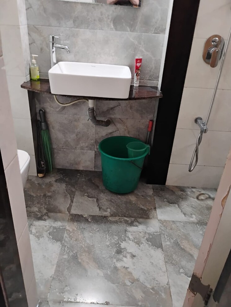 Bathroom, vijay-residency-thane 2 Bedroom 600 Sq.Ft. Apartment In Ghodbunder Road Thane 9239684