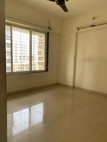 Room in 2 BHK Apartment at Amar Jyoti Tower, Borivali West – for Sale