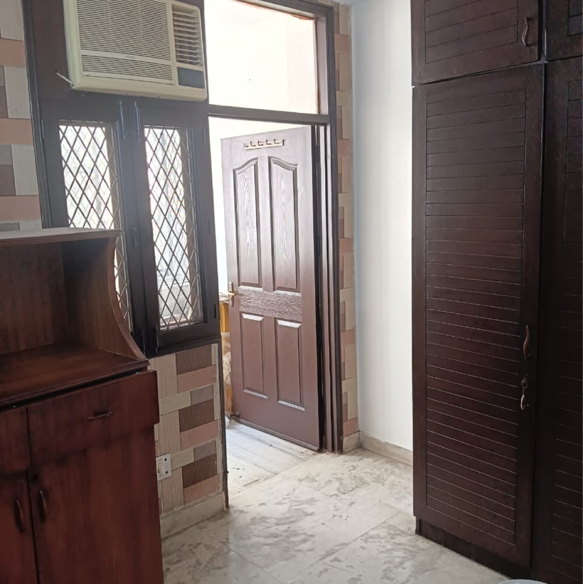2 BHK Builder Floor For Rent in Malviya Nagar