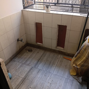 Kitchen in 2 BHK Builder Floor at Malviya Nagar – for Rent