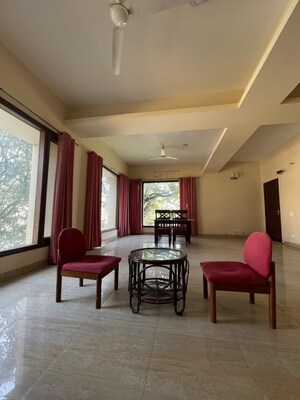 Living Room in 3 BHK Builder Floor at Karanpur – for Rent