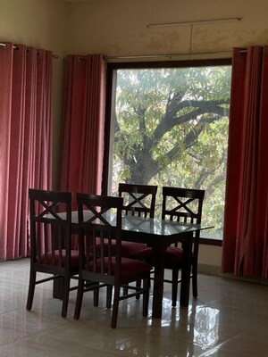 Gym in 3 BHK Builder Floor at Karanpur – for Rent