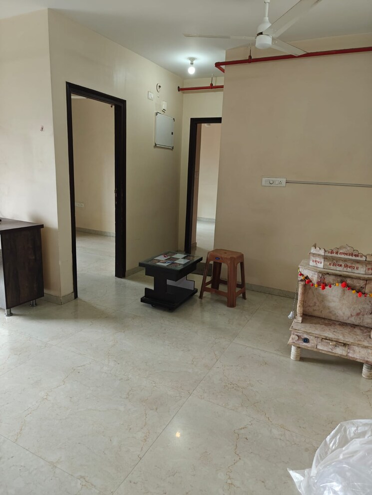 Living Room, yashraj-park-chs 1 Bedroom 410 Sq.Ft. Apartment In Kasarvadavali Thane 9239754