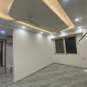 Room in 3 BHK Builder Floor at Malviya Nagar – for Rent