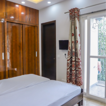 Bedroom in 2 BHK Builder Floor at Malviya Nagar – for Rent