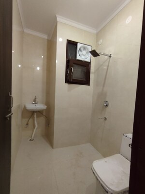  1 BHK Builder Floor at Chattarpur – for Rent