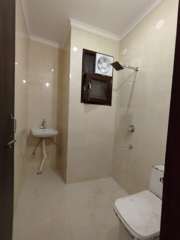  1 BHK Builder Floor at Chattarpur – for Rent