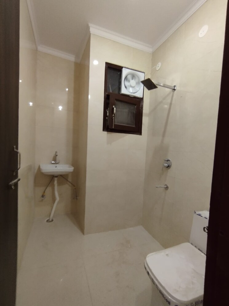 Other, chattarpur 1 Bedroom 500 Sq.Ft. Builder Floor In Chattarpur Delhi 9239861