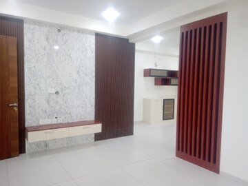 Room in 3 BHK Apartment at Jayabheri The Nirvana, Gopanpally – for Rent