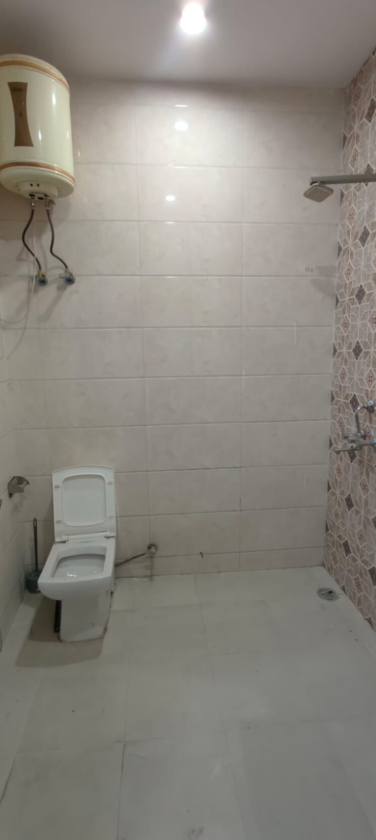 Bathroom, saket 1 RK 250 Sq.Ft. Builder Floor In Saket Delhi 9239854