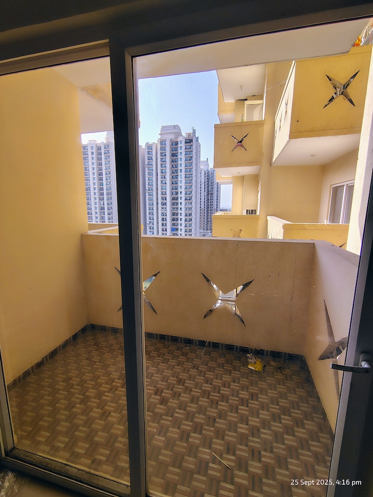 Balcony, sector 1 greater noida 3 Bedroom 1380 Sq.Ft. Apartment In Sector 1 Greater Noida Greater Noida 9239887