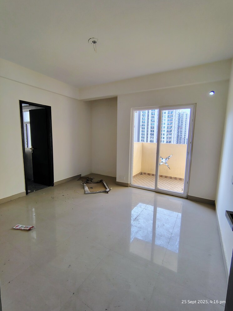 Room, sector 1 greater noida 3 Bedroom 1380 Sq.Ft. Apartment In Sector 1 Greater Noida Greater Noida 9239887