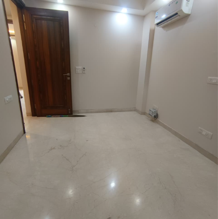 Room, shivalik colony 3 Bedroom 1800 Sq.Ft. Builder Floor In Shivalik Colony Delhi 9239855