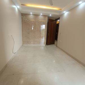 Room in 3 BHK Builder Floor at Shivalik Colony – for Rent